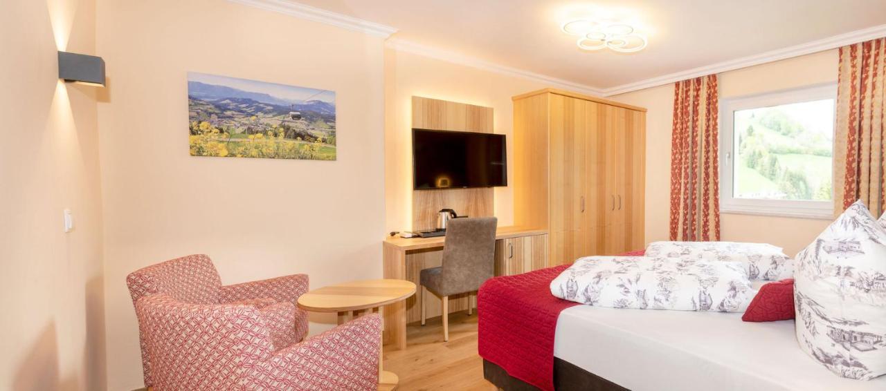 Hotel Schneeberger Niederau Extérieur photo