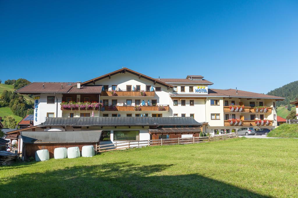 Hotel Schneeberger Niederau Extérieur photo