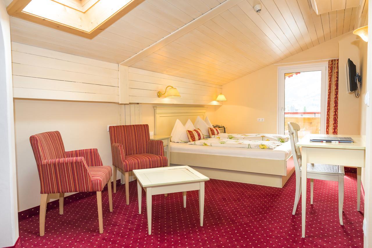 Hotel Schneeberger Niederau Extérieur photo